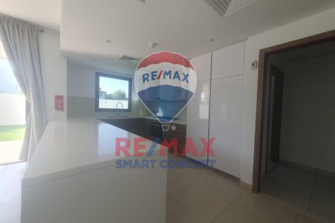 Vila na Yas Island, Abu Dhabi, SAE 4 ložnice, 450 m² Č.: 580375 - fotografie 23