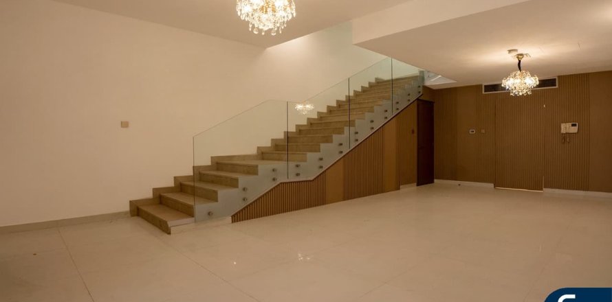 Kamienica w Jumeirah Village Circle, Dubai, ZEA 4 sypialnie, 364 mkw. nr 667097