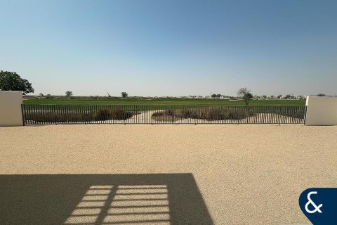 Villa in Dubai South (Dubai World Central), Dubai, UAE 5 bedrooms, 355 sq.m. № 667098 - photo 15