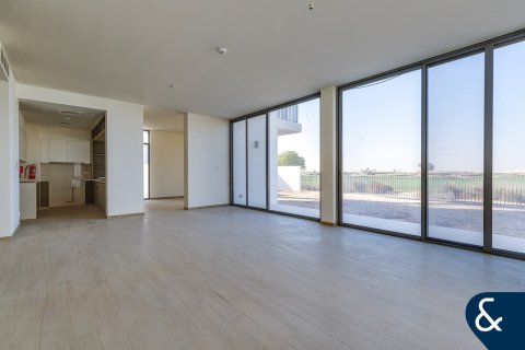 Villa à vendre à  Dubai South (Dubai World Central), Dubai, EAU 5 chambres, 355 m2 № 667098 - photo 10