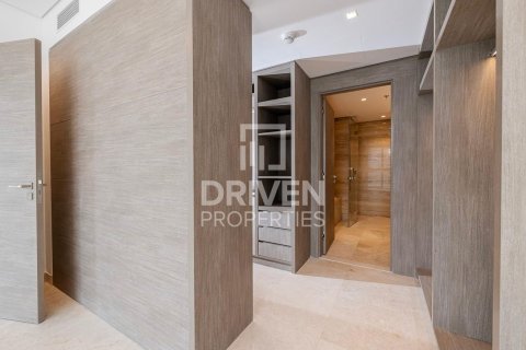 Apartment in Business Bay, Dubai, UAE 1 bedroom, 101.54 sq.m. № 744318 - photo 6