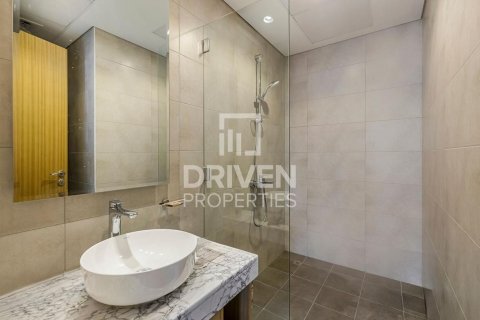 Lägenhet till försäljning i Business Bay, Dubai, UAE 2 sovrum, 75.62 kvm Nr. 744315 - fotografi 16