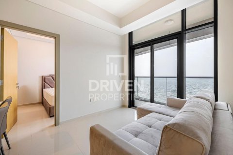 Lägenhet till försäljning i Business Bay, Dubai, UAE 2 sovrum, 75.62 kvm Nr. 744315 - fotografi 5