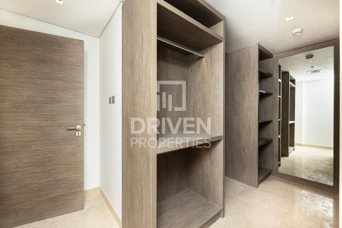 Apartment til salg i Business Bay, Dubai, UAE 2 soveværelser, 157.1 kvm № 744317 - foto 8