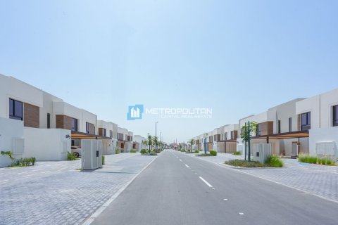 Adosado en venta en Yas Island, Abu Dhabi, EAU 3 dormitorios, 228.7 m2 № 685787 - foto 2