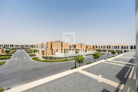 Vilă de închiriat în Dubai South (Dubai World Central), Dubai, EAU 3 dormitoare, 138 mp. №655092 - poză 2