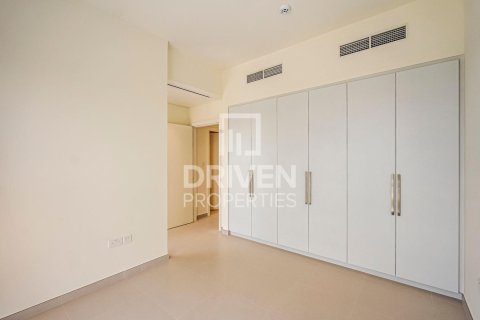 Villa in Dubai South (Dubai World Central), Dubai, UAE 4 bedrooms, 320 sq.m. № 655093 - photo 10