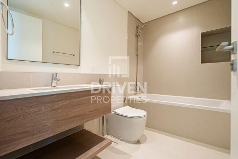 Villa in Dubai South (Dubai World Central), Dubai, UAE 4 bedrooms, 320 sq.m. № 655093 - photo 19