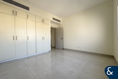 Снять в аренду виллу в Meadows, Дубай, ОАЭ 4 спальни, 947м2, № 671337 - фото 11