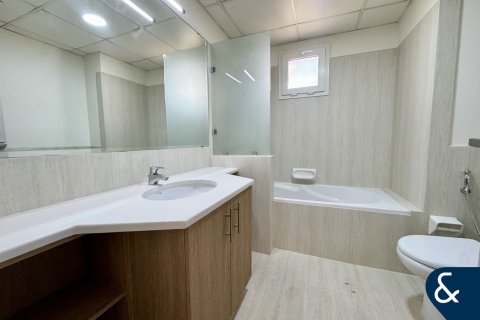 Снять в аренду виллу в Meadows, Дубай, ОАЭ 4 спальни, 947м2, № 671337 - фото 10