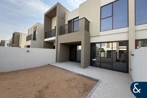 Huvila Dubai Land, Dubai, Arabiemiraatit 3 makuuhuonetta, 184 m2 № 671338 - kuva 11