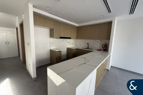 Huvila Dubai Land, Dubai, Arabiemiraatit 3 makuuhuonetta, 184 m2 № 671338 - kuva 2