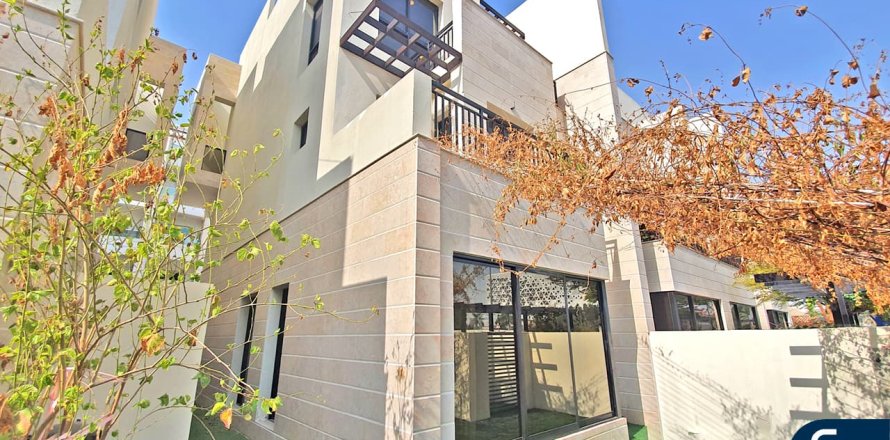 Rijtjeshuis in Jumeirah Village Circle, Dubai, VAE 4 slaapkamers, 316 vr.m. nr 671332