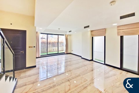 Rijtjeshuis te huur in Jumeirah Village Circle, Dubai, VAE 4 slaapkamers, 316 vr.m., nr 671332 - foto 4