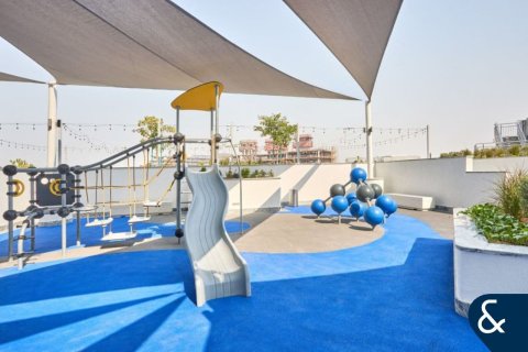 Apartman u gradu Mohammed Bin Rashid City, Dubai, UAE 2 spavaće sobe, 75 m2 Br. 671334 - Slika 15