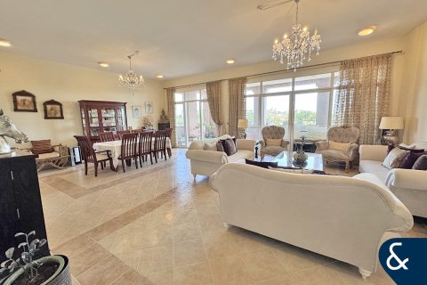 Apartment in Motor City, Dubai, UAE 3 bedrooms, 329 sq.m. № 671333 - photo 2