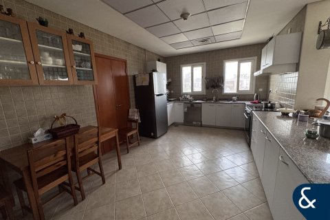 Apartment in Motor City, Dubai, UAE 3 bedrooms, 329 sq.m. № 671333 - photo 4