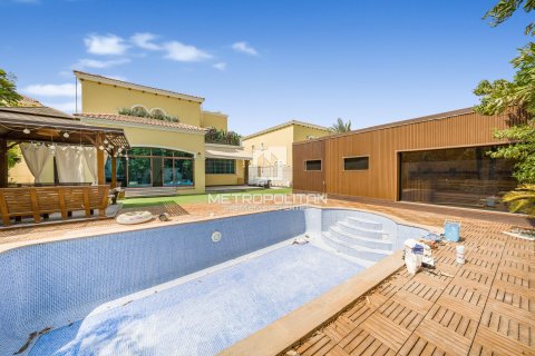 Зняти в оренду віллу в Jumeirah Park, Дубай, ОАЕ 4 спальні, 660м2, № 663899 - фото 5