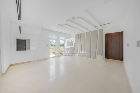 Зняти в оренду віллу в Jumeirah Park, Дубай, ОАЕ 4 спальні, 660м2, № 663899 - фото 18