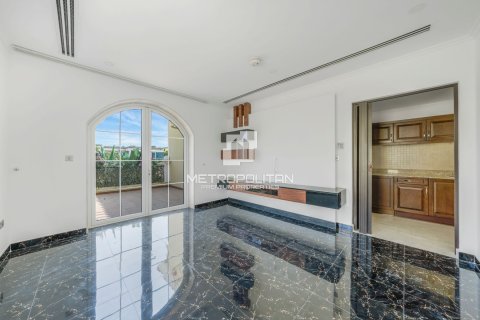 Зняти в оренду віллу в Jumeirah Park, Дубай, ОАЕ 4 спальні, 660м2, № 663899 - фото 14