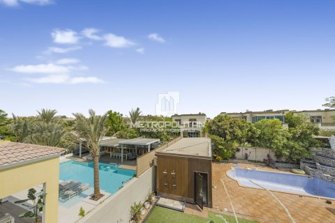 Зняти в оренду віллу в Jumeirah Park, Дубай, ОАЕ 4 спальні, 660м2, № 663899 - фото 27