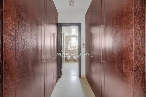 Зняти в оренду віллу в Jumeirah Park, Дубай, ОАЕ 4 спальні, 660м2, № 663899 - фото 20