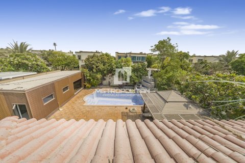 Зняти в оренду віллу в Jumeirah Park, Дубай, ОАЕ 4 спальні, 660м2, № 663899 - фото 29