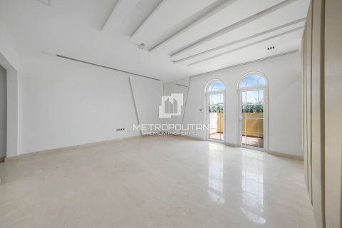 Зняти в оренду віллу в Jumeirah Park, Дубай, ОАЕ 4 спальні, 660м2, № 663899 - фото 19