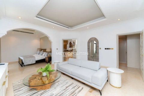 Villa Palm Jumeirah, Dubaijā, AAE 6 istabas, 1245 m2 Nr. 663900 - attēls 7