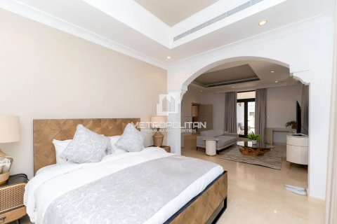 Villa Palm Jumeirah, Dubaijā, AAE 6 istabas, 1245 m2 Nr. 663900 - attēls 16