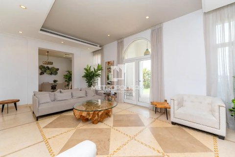Villa Palm Jumeirah, Dubaijā, AAE 6 istabas, 1245 m2 Nr. 663900 - attēls 22