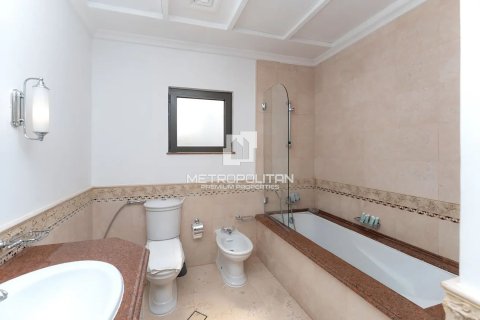 Villa Palm Jumeirah, Dubaijā, AAE 6 istabas, 1245 m2 Nr. 663900 - attēls 19