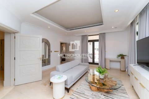 Villa Palm Jumeirah, Dubaijā, AAE 6 istabas, 1245 m2 Nr. 663900 - attēls 10