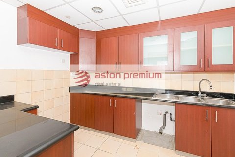 Apartmen di Jumeirah Beach Residence, Dubai, UAE 2 bilik tidur, 132 meter persegi № 702088 - foto 8