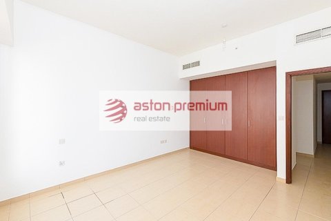 Apartmen di Jumeirah Beach Residence, Dubai, UAE 2 bilik tidur, 132 meter persegi № 702088 - foto 14