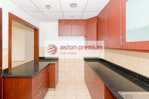 Apartmen di Jumeirah Beach Residence, Dubai, UAE 2 bilik tidur, 132 meter persegi № 702088 - foto 7