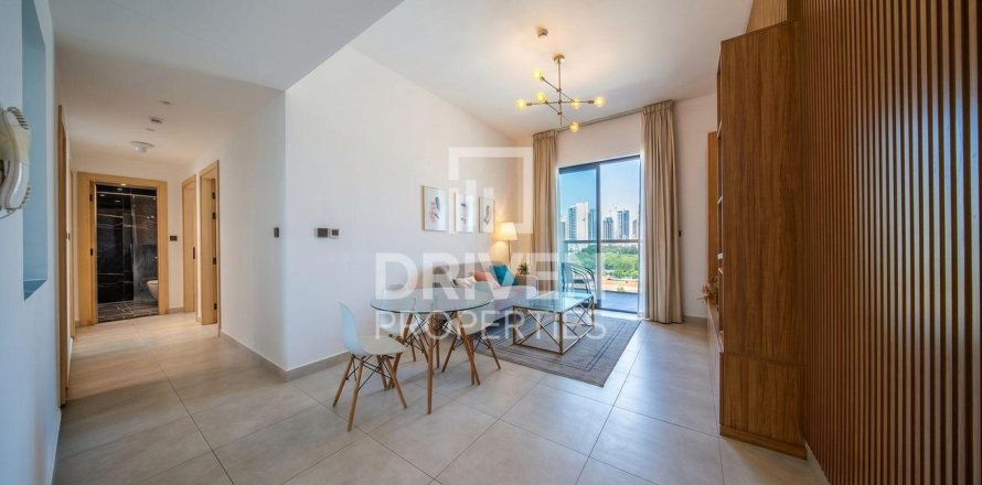 Apartment in Jumeirah Village Circle, Dubai, UAE 3 bedrooms, 121.05 sq.m. № 746169