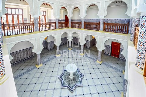 Vilă de închiriat în Jumeirah, Dubai, EAU 6 dormitoare, 1138.06 mp. №746171 - poză 19