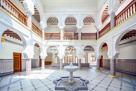 Vilă de închiriat în Jumeirah, Dubai, EAU 6 dormitoare, 1138.06 mp. №746171 - poză 3