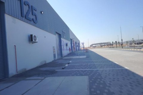 Warehouse til leje i Ras Al Khaimah, UAE 500 kvm № 680499 - foto 17