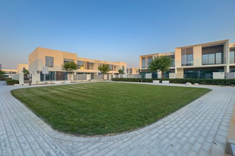 Townhouse di The Valley, Dubai, UEA 4 kamar tidur, 258 m2 nomor 680501
