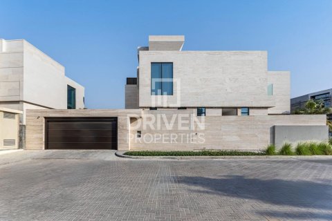 Βίλα σε Jumeirah, Dubai, ΗΑΕ 7 υπνοδωμάτια, 1211.64 τ.μ. Αρ. 742757 - φωτογραφία 29
