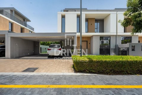 Arabian Ranches 3、Dubai、UAE にあるヴィラ販売中 4ベッドルーム、299.98 m2、No755627 - 写真 1