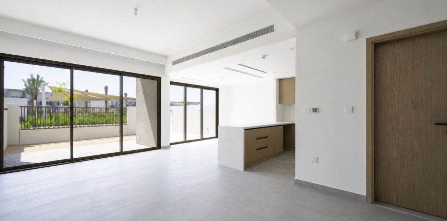 Villa Dubaijā, AAE 3 istabas, 161 m2 Nr. 710201