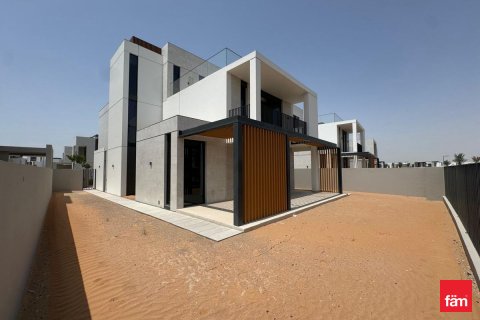 Dubai, UAE의 빌라 침실 4개, 465.6제곱미터 번호 710195