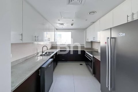 Снять в аренду квартиру в Даунтаун Дубай (Даунтаун Бурдж Дубай), ОАЭ 2 спальни, 155м2, № 614638 - фото 11