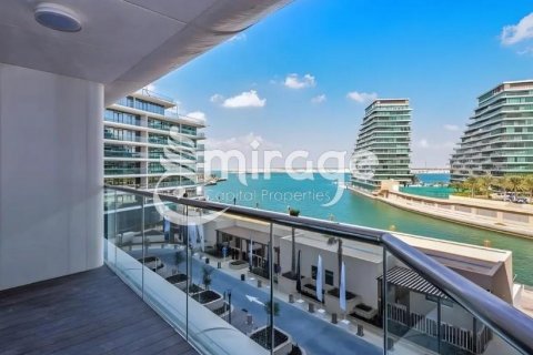 Byt v Al Raha Beach, Abu Dhabi, SAE 3 ložnice, 221.8 m² Č.: 574407 - fotografie 2