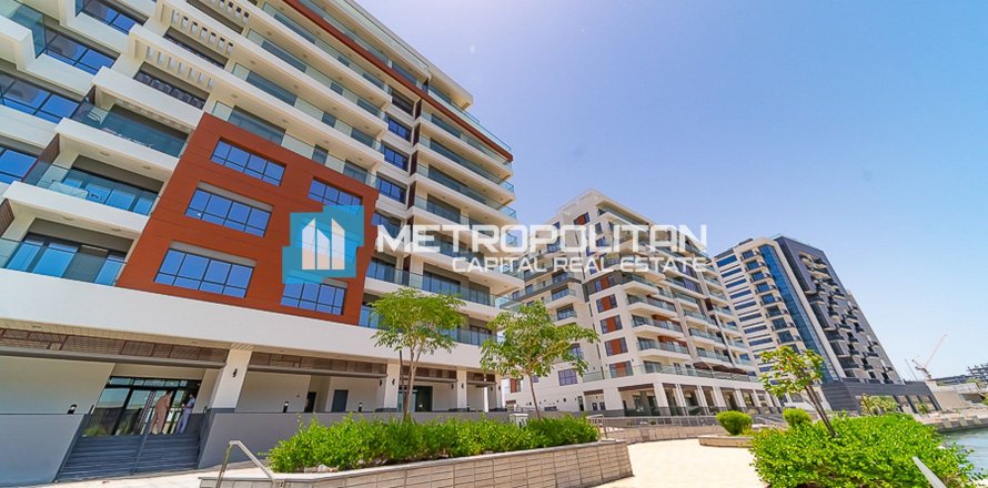 Huoneisto Al Raha Beach, Abu Dhabi, Arabiemiraatit 1 makuuhuone, 81.1 m2 № 651927
