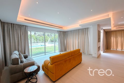 ویلا برای اجاره در Jumeirah Park، Dubai، امارات متحده عربی 4 خوابه ، 402.73 متر مربع ، شماره 753739 - تصویر 7