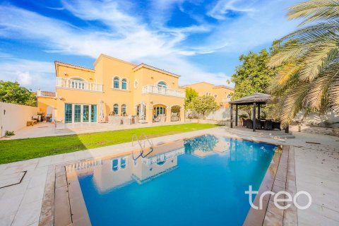 Vilă în Jumeirah Park, Dubai, EAU 5 dormitoare, 435.62 mp. №753740